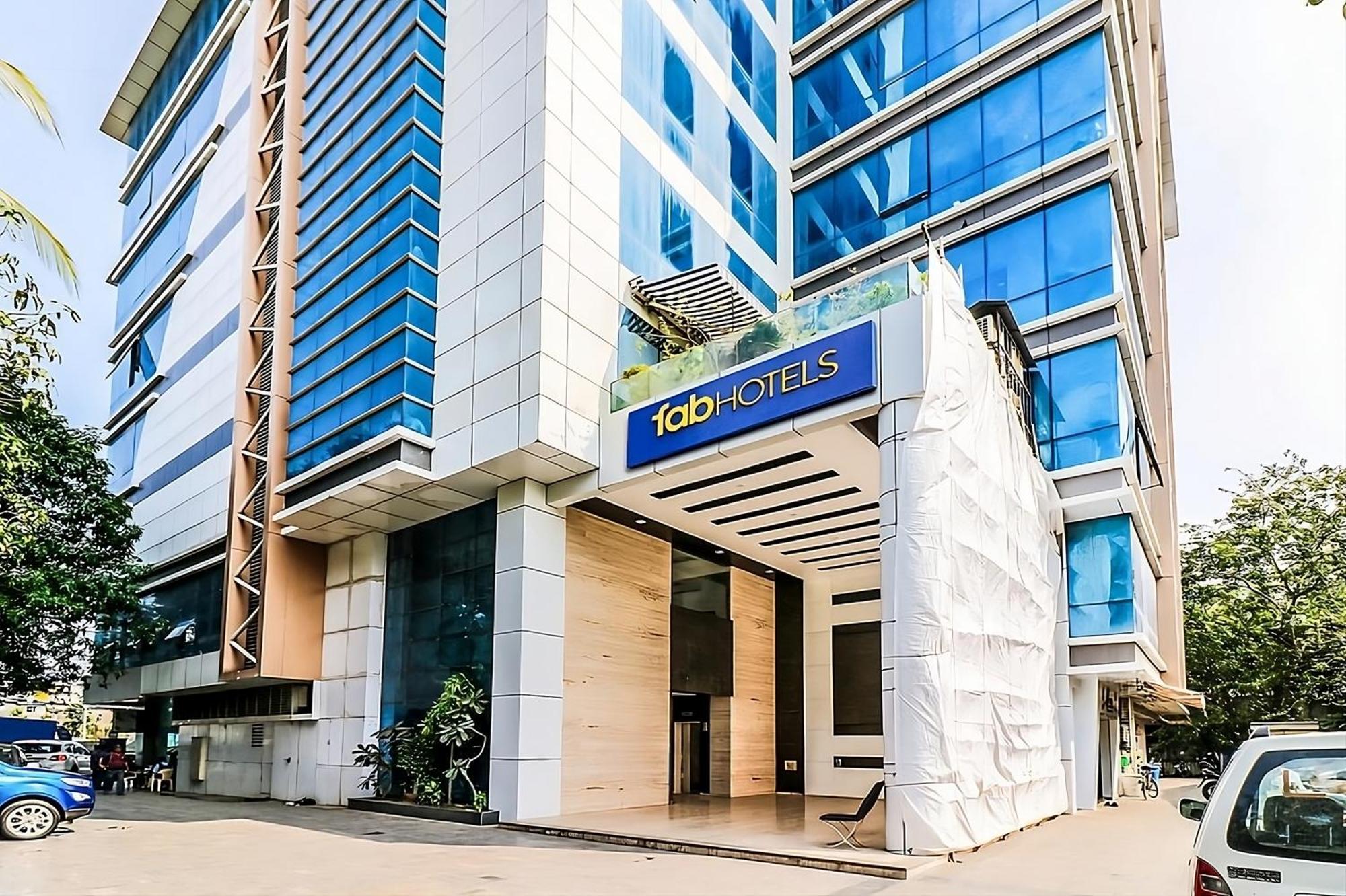 Hotel Aksa Powai มุมไบ ภายนอก รูปภาพ